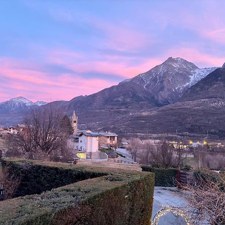 Quart De Lune - Boutique B&B Aosta Exterior foto