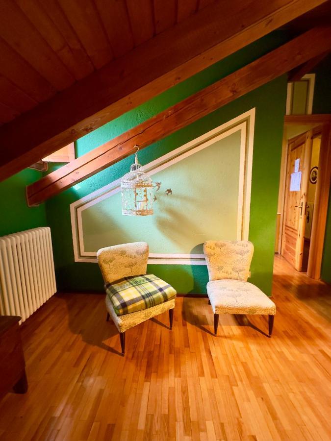 Quart De Lune - Boutique B&B Aosta Exterior foto
