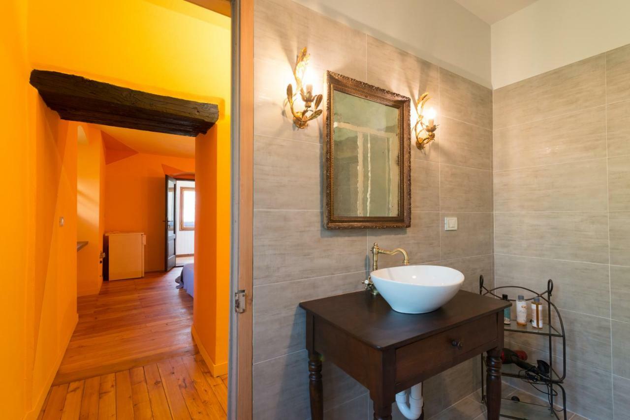 Quart De Lune - Boutique B&B Aosta Exterior foto